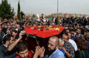 Un'immagine dei funerali delle vittime della strage